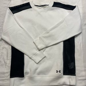 Under Aurmer sweatshirt with mesh